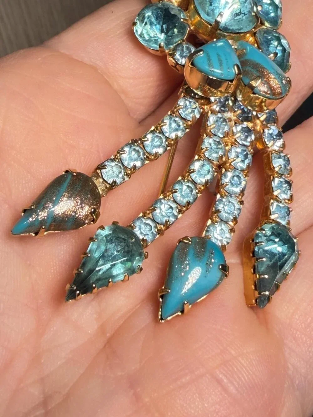 Vintage Aqua Blue Rhinestone Shooting Star Brooch Art Glass Gold Tone 1960s